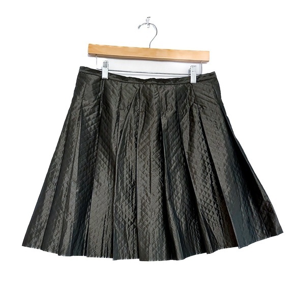 Baum und Pferdgarten Dresses & Skirts - Baum und Pferdgarten Runway Lined Pleated Quilted Mini Skirt Academia EU 40 US 8